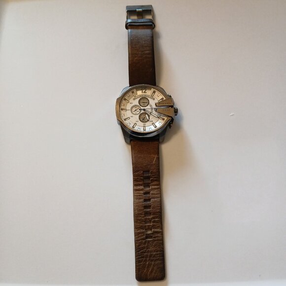 Diesel Mega Chief Chronograph Leather Strap Gunmetal Case Watch DZ4359 WR 10 Bar - Picture 1 of 16